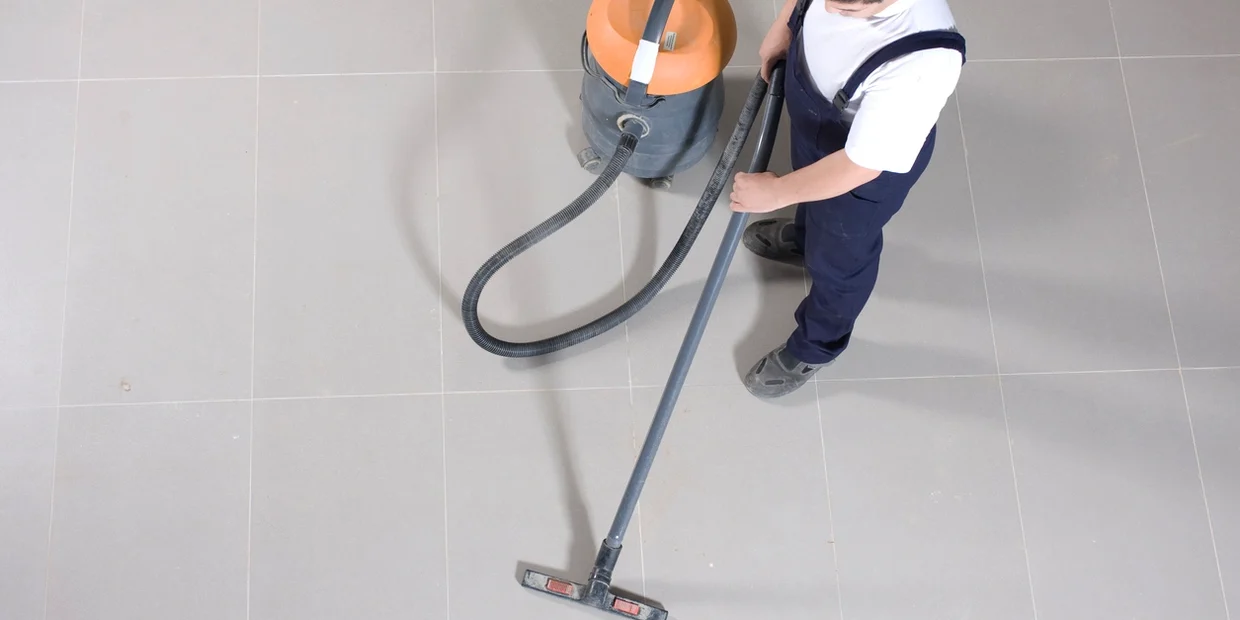 vacuum cleaning service